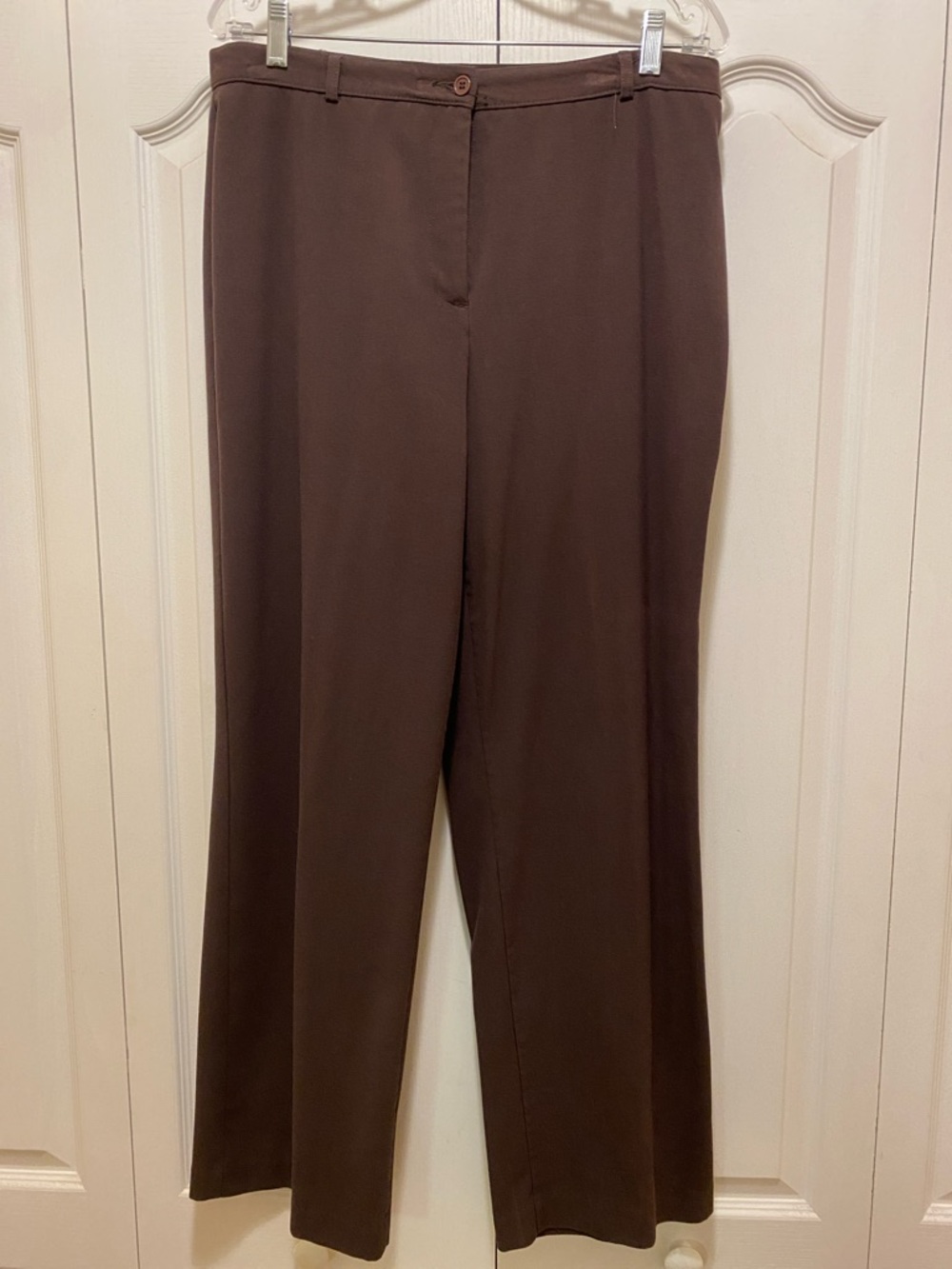 East 5th Wide-Leg Dress Pants in Brown